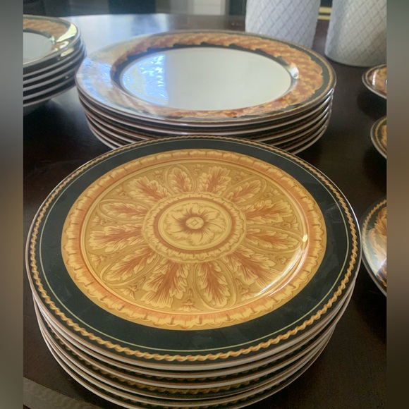 Victoria & Beale Renaissance Translucent Porcelain Dining Set - Picture 2 of 4